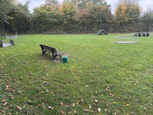 Foto - Hundewiese zu vermieten - 16,00 EUR Kaltmiete, ca.  0,00 m²