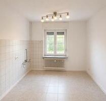 Frisch sanierte 3-Zimmer-Wohnung (81 m²) mit Garten - Holzhausen an der Haide