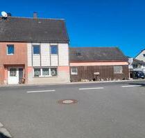 2 Familienhaus - 380.000,00&nbsp;EUR Kaufpreis, ca.&nbsp; 320,00&nbsp;m&sup2; in Wilhermsdorf (PLZ: 91452)