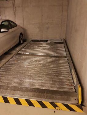 Foto - Tiefgaragenstellplatz zu vermieten