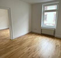 Erstbezug nach aufwendiger Sanierung - 2-Zimmer-Altbau in toller Lage von Bornheim zu vermieten - Frankfurt am Main