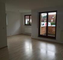 Große 3-Raumwohnung im EG in ländlicher Umgebung - Glauchau