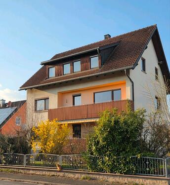 Foto - Gepflegtes Mehrfamilienhaus im Ortsteil Elsendorf zu verkaufen