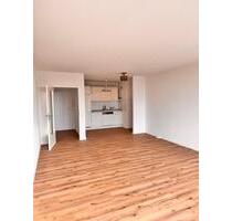 2 Zimmer Wohnung mit Balkon - 960,00&nbsp;EUR Kaltmiete, ca.&nbsp; 77,00&nbsp;m&sup2; in Bergisch Gladbach (PLZ: 51429) Alt-Frankenforst