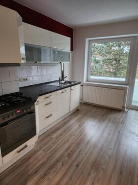 Foto - Großzügige 4 Zimmer Wohnung in der Rheinerlandstrasse mit Balkon