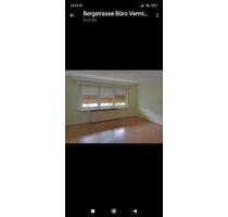 Büro Bad Vilbel Kernstadt - 430,00 EUR Kaltmiete, ca.  30,00 m² in Bad Vilbel (PLZ: 61118)