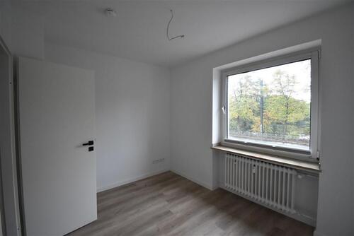 Foto - D-Carlstadt! Renoviertes Apartment mit Kitchenette