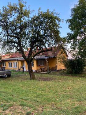 Foto - Kleines Einfamilienhaus - 1.100,00&nbsp;EUR Kaltmiete, ca.&nbsp; 90,00&nbsp;m&sup2;