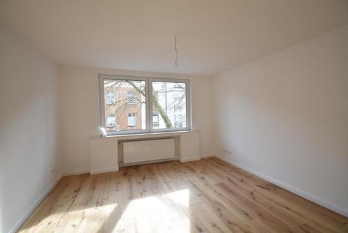 Foto - ERSTBEZUG nach Sanierung! Ideal geschnittene 2-Zimmer-Whg in OBK mit Balkon