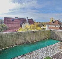 Lichtdurchflutete, großzügige Wohnung mit herrlicher Dachterrasse & EBK in Bestlage! - Coburg