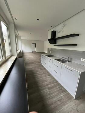 Foto - 2 Zimmer 70qm mit Küche - 950,00&nbsp;EUR Kaltmiete, ca.&nbsp; 70,00&nbsp;m&sup2;