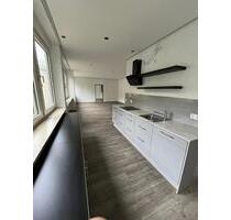 2 Zimmer 70qm mit Küche - 950,00&nbsp;EUR Kaltmiete, ca.&nbsp; 70,00&nbsp;m&sup2; in Bochum (PLZ: 44803) Altenbochum