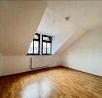*** Hübsche Dachgeschosswohnung im Schlossviertel von Chemnitz zu vermieten ***