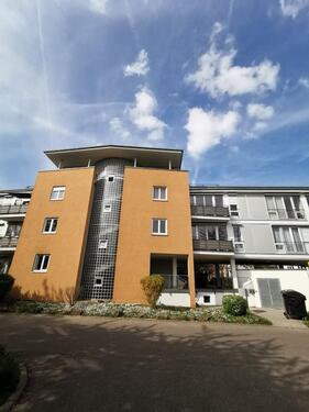 Foto - Lichtdurchflutetes Wohnen auf 78 m² 3 Zimmer im 2. OG mit Traumb.