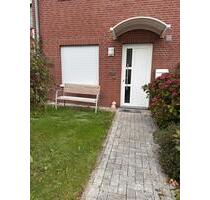 1 Zimmerwohnung Solingen-Wald - 600,00&nbsp;EUR Kaltmiete, ca.&nbsp; 30,00&nbsp;m&sup2; in Solingen (PLZ: 42719) Wald