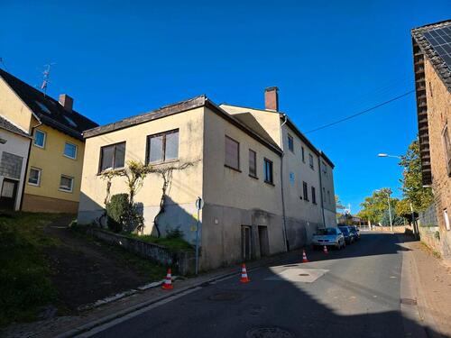 Foto - Einfamilienhaus mit Schreinerei