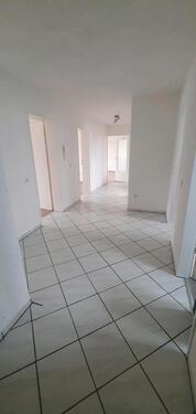 Foto - 3,5 Zimmerwohnung mit Balkon - 1.150,00&nbsp;EUR Kaltmiete, ca.&nbsp; 103,00&nbsp;m&sup2;