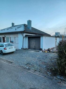 Foto - 8 Zimmer Einfamilienhaus zum Kaufen in Kirchlauter