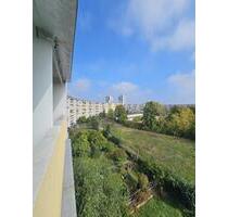 Das gepflegte Mehrfamilienhaus präsentiert sich in ruhiger Lage. - Halle (Saale) Nietleben