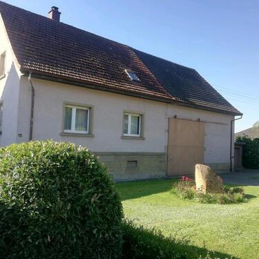 Foto - Wohnhaus, Einfamilienhaus, freistehend