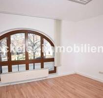 Sie wollen mitten in der Stadt arbeiten! Ihr kleines, aber feines Büro = 2-Räume, Teeküche und WC - Naumburg (Saale)