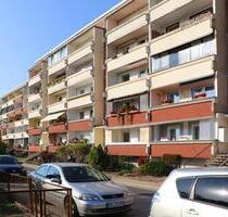 3-Zimmer-Wohnung mit Balkon und Dusche - Dessau-Roßlau