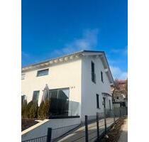 DHH in Burgkirchen an der Alz zu Vermieten ( NEUBAU 2024 ) KFW 55