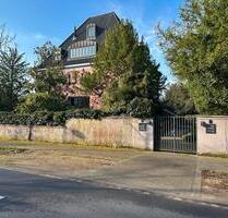 Exklusive 3-Zimmer-Maisonettewohnung mit Parkblick in Meerbusch Alt-Meererbusch