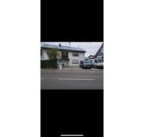 Zweifamilienhaus mit Photovoltaik- und Solaranlage - Bubesheim