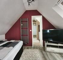 Möblierte 2-Zimmer Dachgeschoßwohnung stadtnah bei Rostock und im - Broderstorf