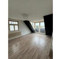 2-Zimmer-Dachgeschosswohnung – ca. 50 m² in ruhiger Lage