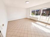 Foto - Helle 3-Zimmer-Wohnung mit Balkon, Einbauküche und Stellplatz