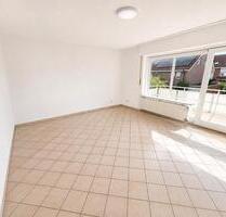 Helle 3-Zimmer-Wohnung mit Balkon, Einbauküche und Stellplatz - Oelde