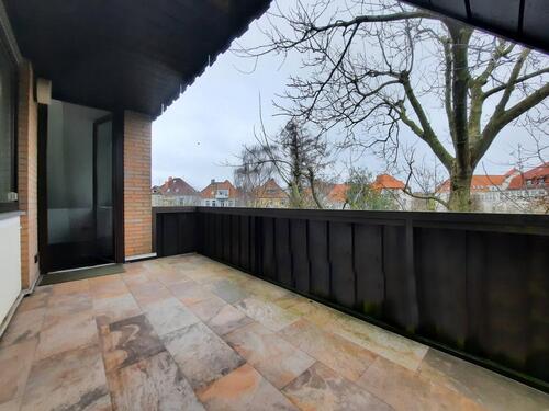 Foto - 'Besonderheiten einer Wohnpraline: Innenstadtnähe, EBK, großer Balkon, Garage.....' Wir haben sie!!!