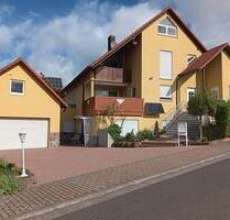 Großzügiges freistehendes Einfamilienhaus mit Einliegerwohnung - Waigolshausen