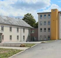 4-Raum-Wohnung mit offener Küche in grüner, ruhigen Wohnanlage - Saalfeld (Saale)