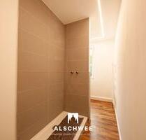 ***Exklusiv*Sanierte 2 Zimmerwohnung mit Balkon und Einbauküche in Top Lage! - Dresden Blasewitz
