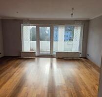 3 Zimmerwohnung mit 2 Balkonen und Garage - Datteln