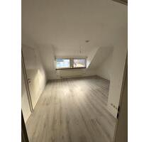 2 Zimmer Wohnung in Bad Cannstatt - Stuttgart