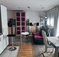 Schöne 2-Zimmer-Wohnung mit Balkon & Einbauküche in Sindelfingen