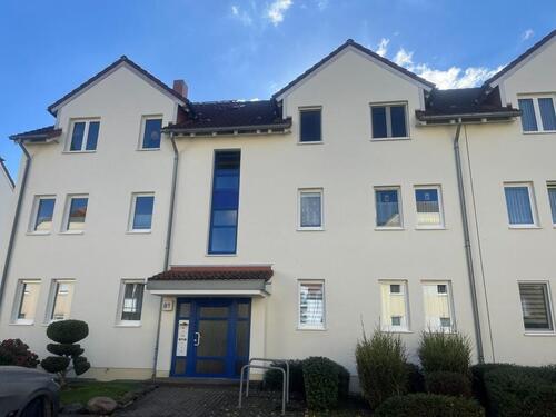 Foto - Attraktive 2 Zimmerwohnung zzgl. 33 m² Nutzfläche, Balkon, EBK und Stellplatz