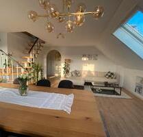 Charmante 3-Zimmer-Maisonette-Wohnung mit Balkon und Garage - Dornstetten