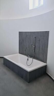 Foto - ***ERSTBEZUG~TOLLER GRUNDRISS~3 RÄUME~BALKON~STELLPLATZ***