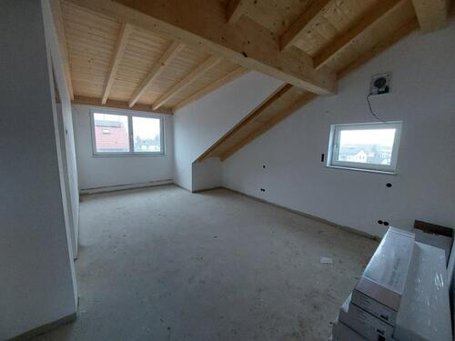 Foto - 3 Zimmer Dachgeschoßwohnung zur Miete in Eichendorf