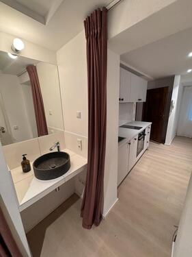 Foto - Wohnung mitten in Regensburg, möbliert, EBK inkl., 25qm!