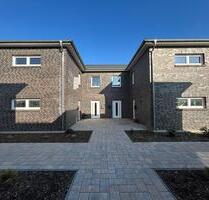 Moderne Erdgeschoss Wohnung mit Garten in Haßbergen