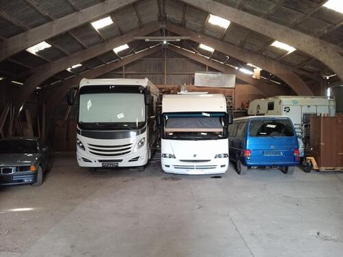 Foto - Winterlager Stellplatz für Wohnwagen Wohnmobile Autos Boote