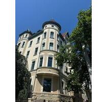 Exklusive 4-Zimmer-Wohnung mit 2 Balkonen in gehobener Lage - Leipzig