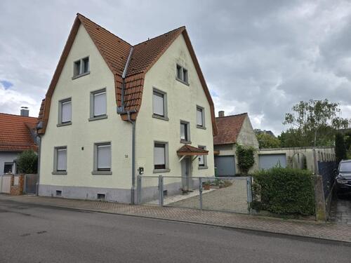 Foto - Großes EFH mit Gewerbeeinheit im Zentrum von Durmersheim zu verk.