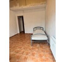 Vermietung - 450,00 EUR Kaltmiete, ca.  15,00 m² in Wetzlar (PLZ: 35576) Altenberger Straße